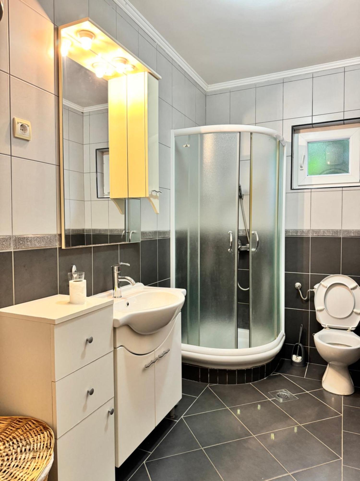 Carine Garden Apartment ริซาน ห้อง รูปภาพ