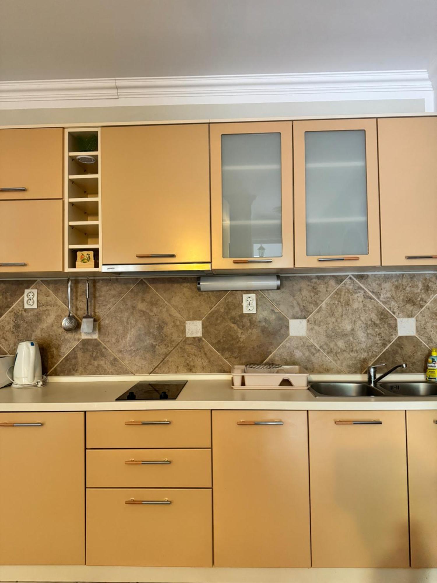 Carine Garden Apartment ริซาน ภายนอก รูปภาพ