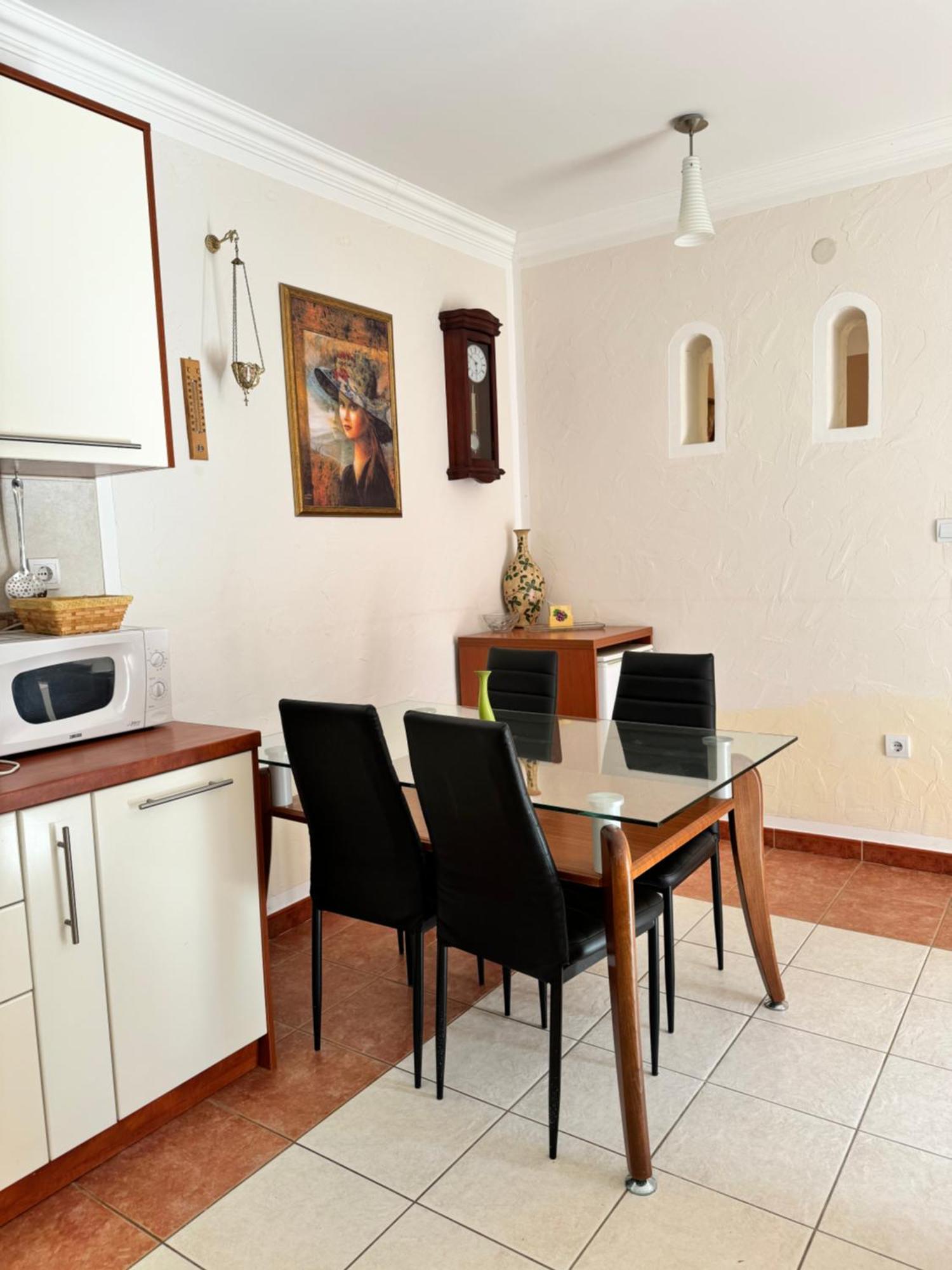 Carine Garden Apartment ริซาน ภายนอก รูปภาพ